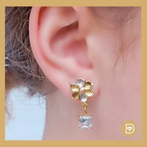 Brinco Flor 3 Ouros